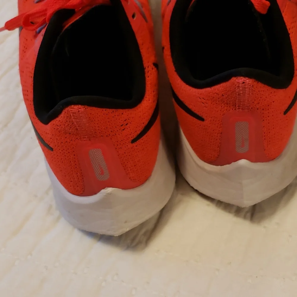 Nike Pegasus Athletic Shoe Youth Kids 5Y Orange Black Running Sneakers Bright